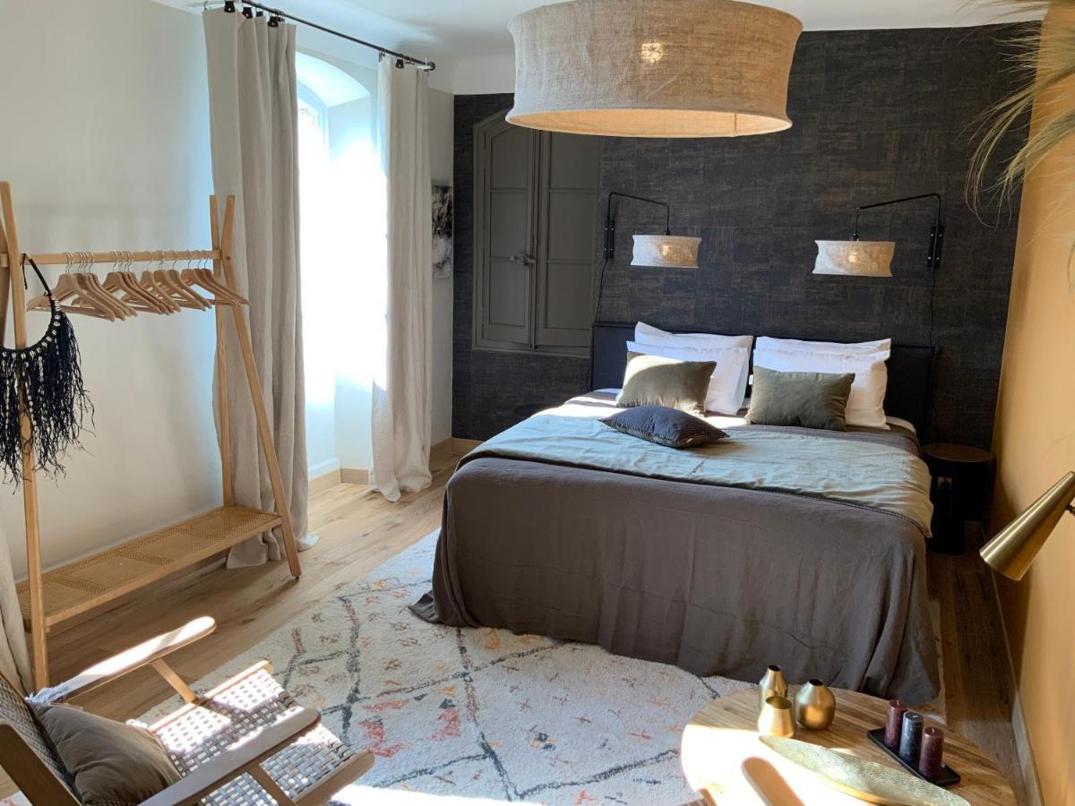 La Bastide Des Grands Chenes Bed and Breakfast Lambesc Εξωτερικό φωτογραφία