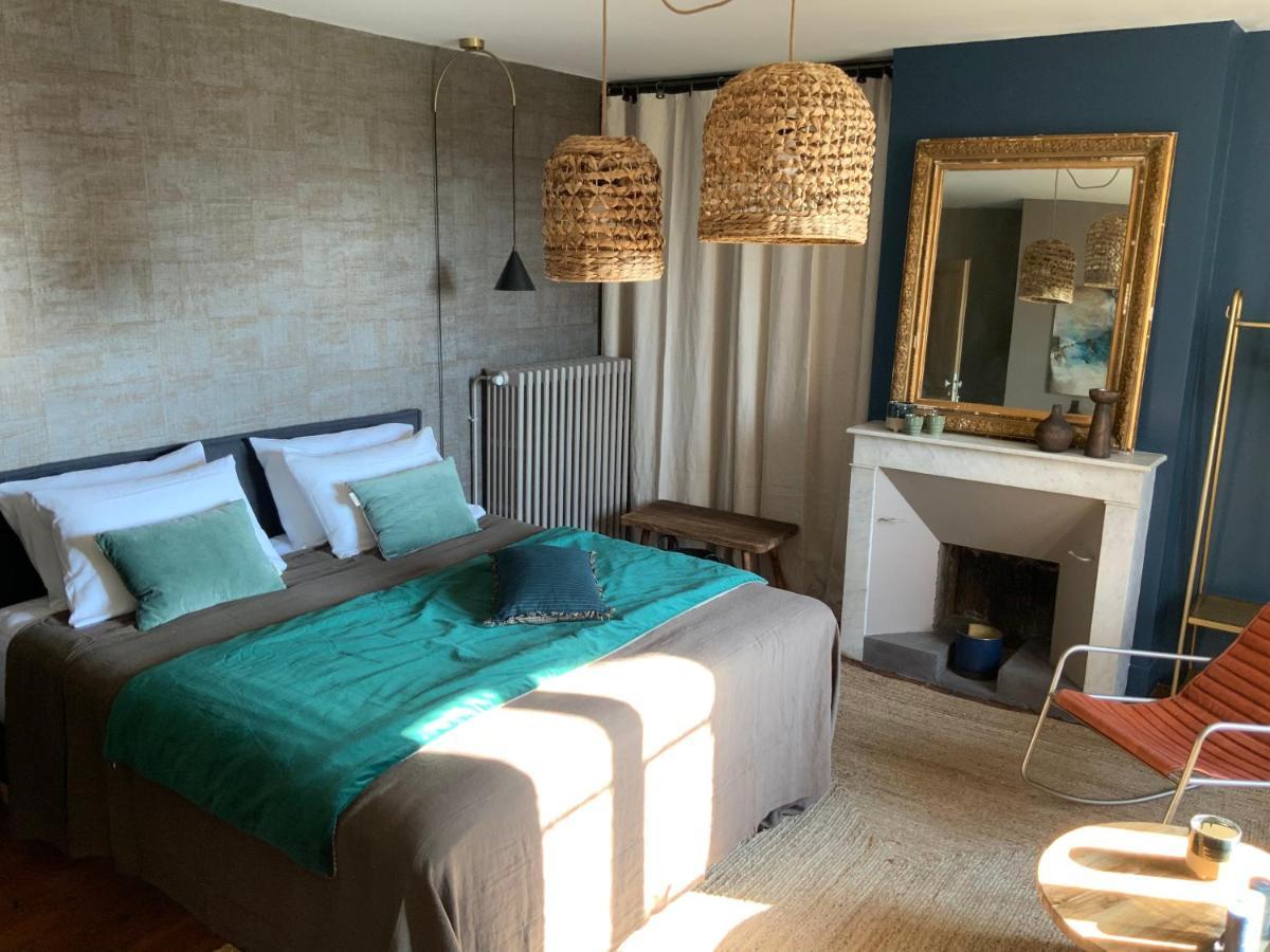La Bastide Des Grands Chenes Bed and Breakfast Lambesc Εξωτερικό φωτογραφία
