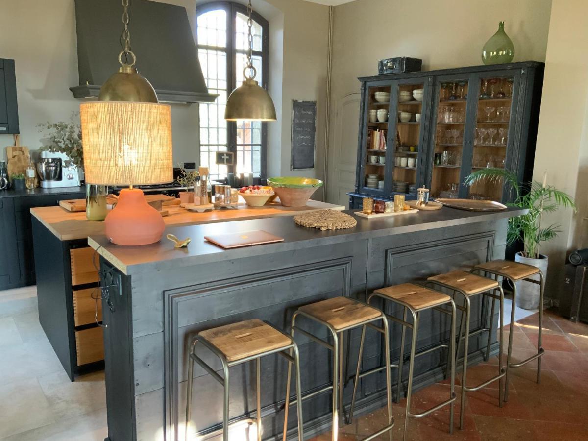 La Bastide Des Grands Chenes Bed and Breakfast Lambesc Εξωτερικό φωτογραφία