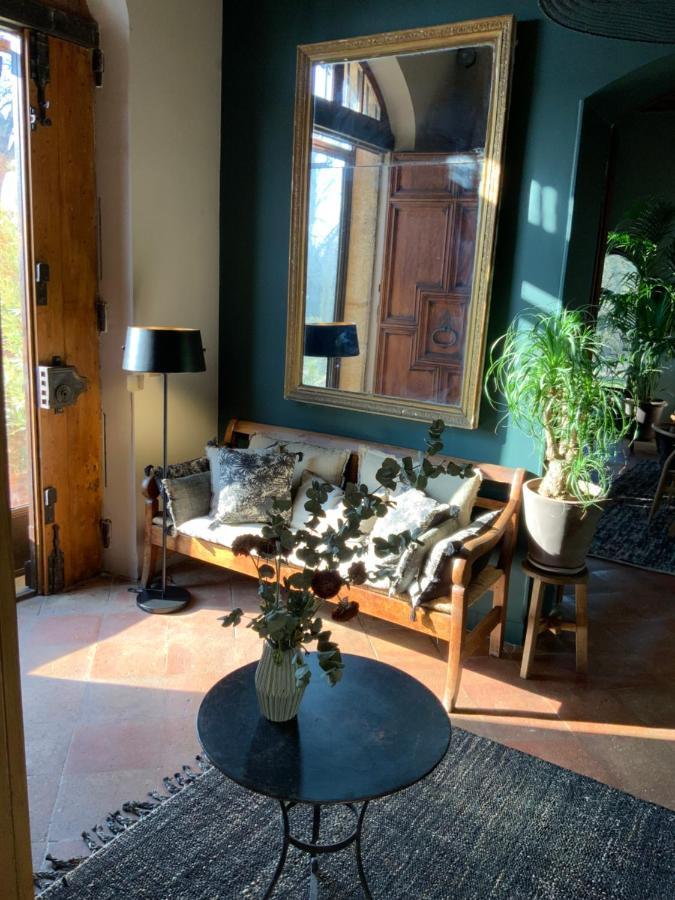 La Bastide Des Grands Chenes Bed and Breakfast Lambesc Εξωτερικό φωτογραφία