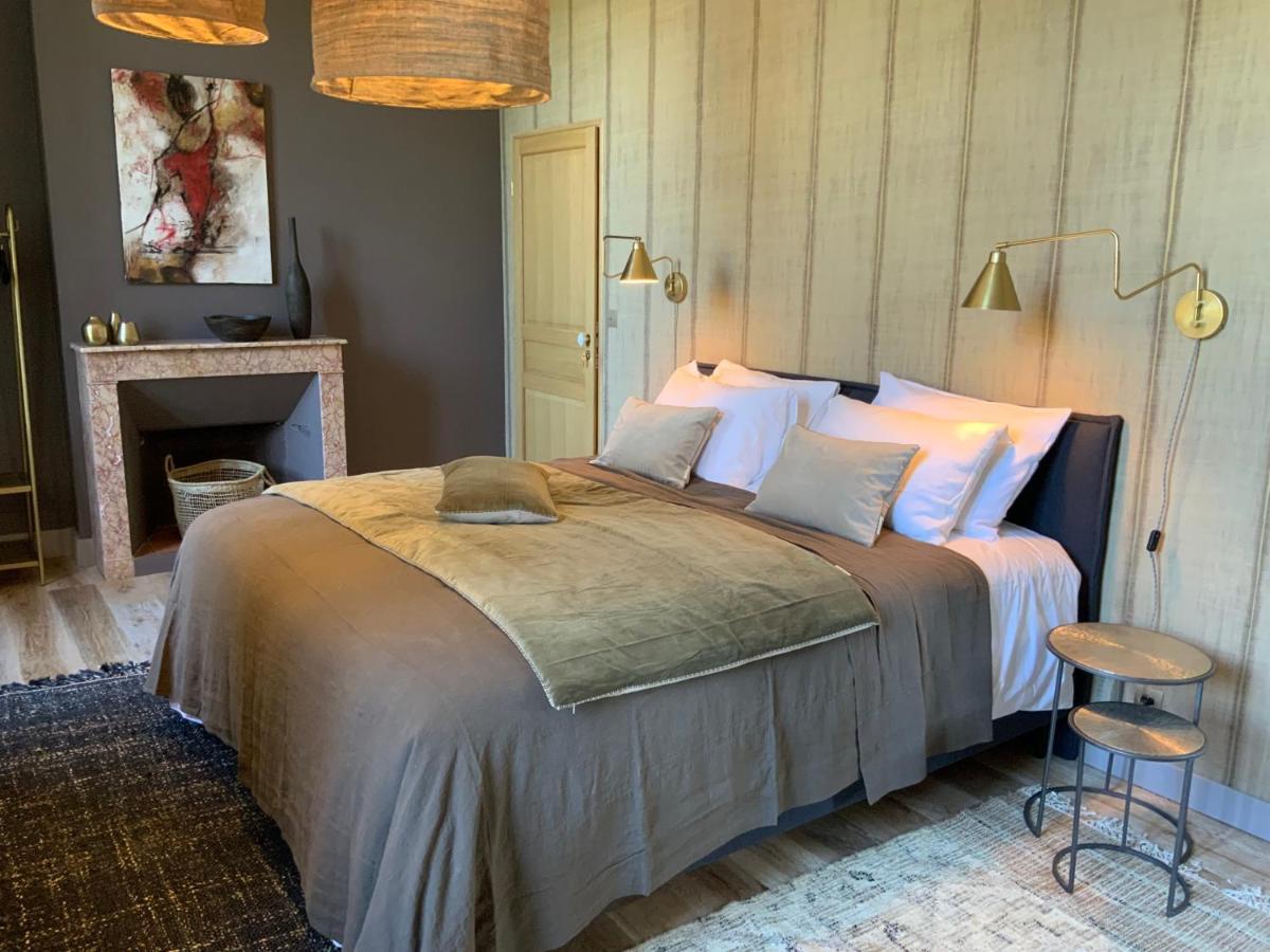 La Bastide Des Grands Chenes Bed and Breakfast Lambesc Εξωτερικό φωτογραφία
