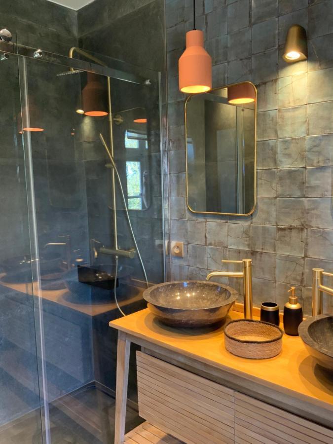 La Bastide Des Grands Chenes Bed and Breakfast Lambesc Εξωτερικό φωτογραφία