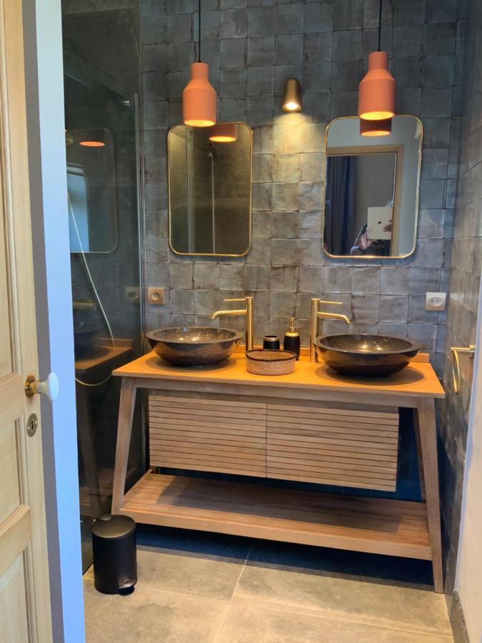 La Bastide Des Grands Chenes Bed and Breakfast Lambesc Εξωτερικό φωτογραφία