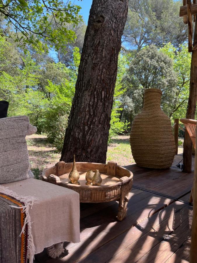 La Bastide Des Grands Chenes Bed and Breakfast Lambesc Εξωτερικό φωτογραφία