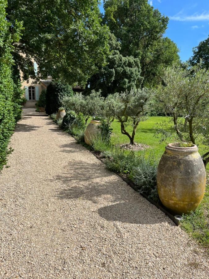 La Bastide Des Grands Chenes Bed and Breakfast Lambesc Εξωτερικό φωτογραφία