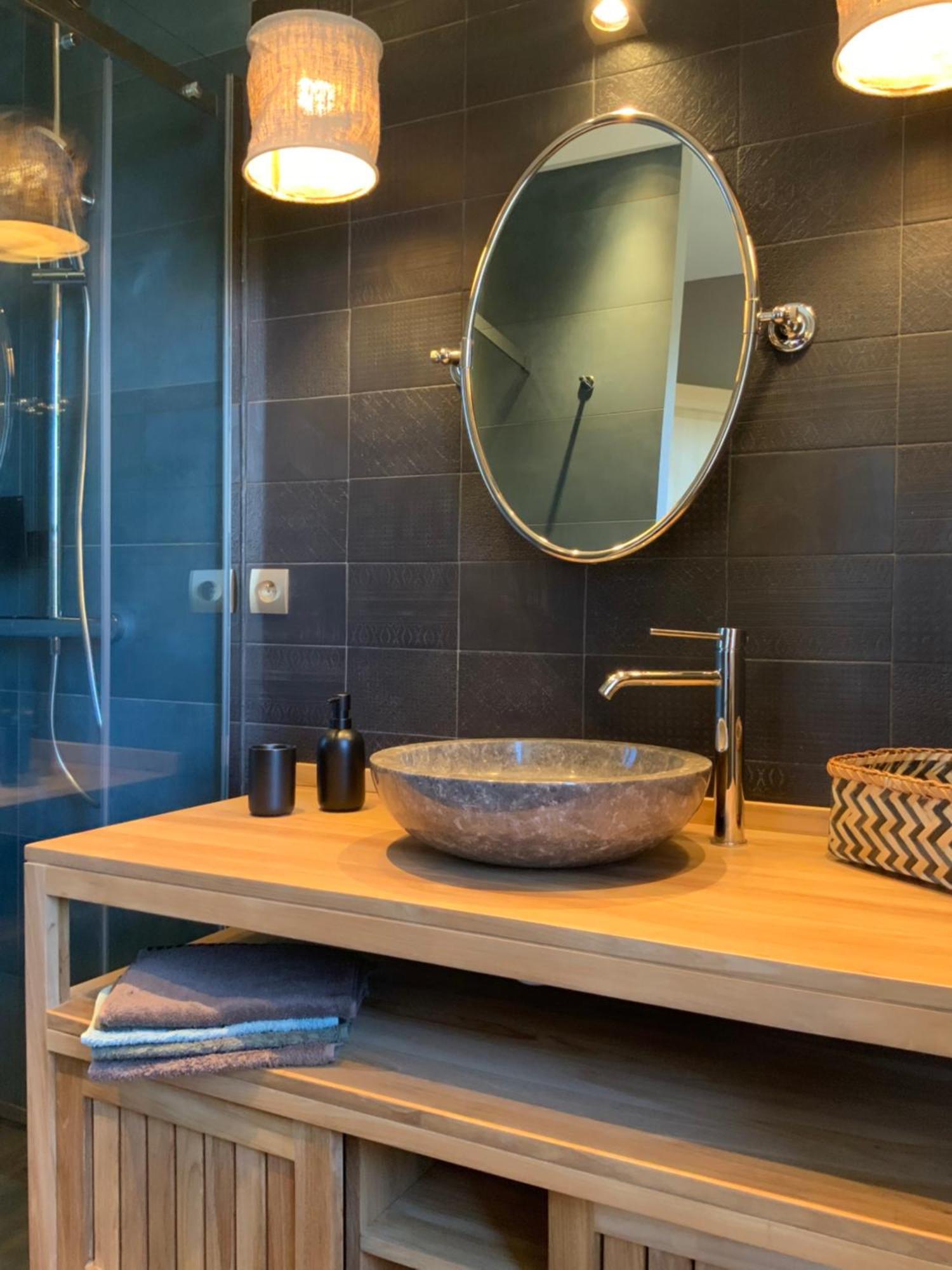 La Bastide Des Grands Chenes Bed and Breakfast Lambesc Δωμάτιο φωτογραφία